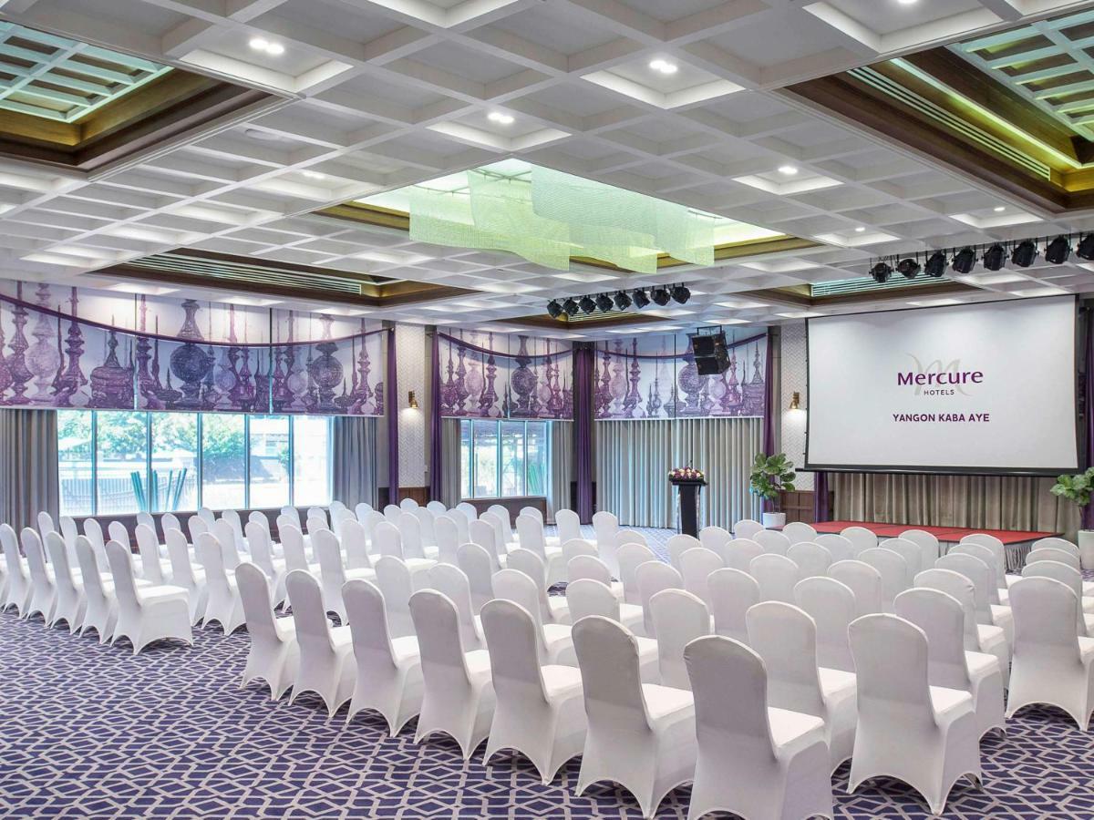 Mercure Yangon Kaba Aye Hotel Екстериор снимка